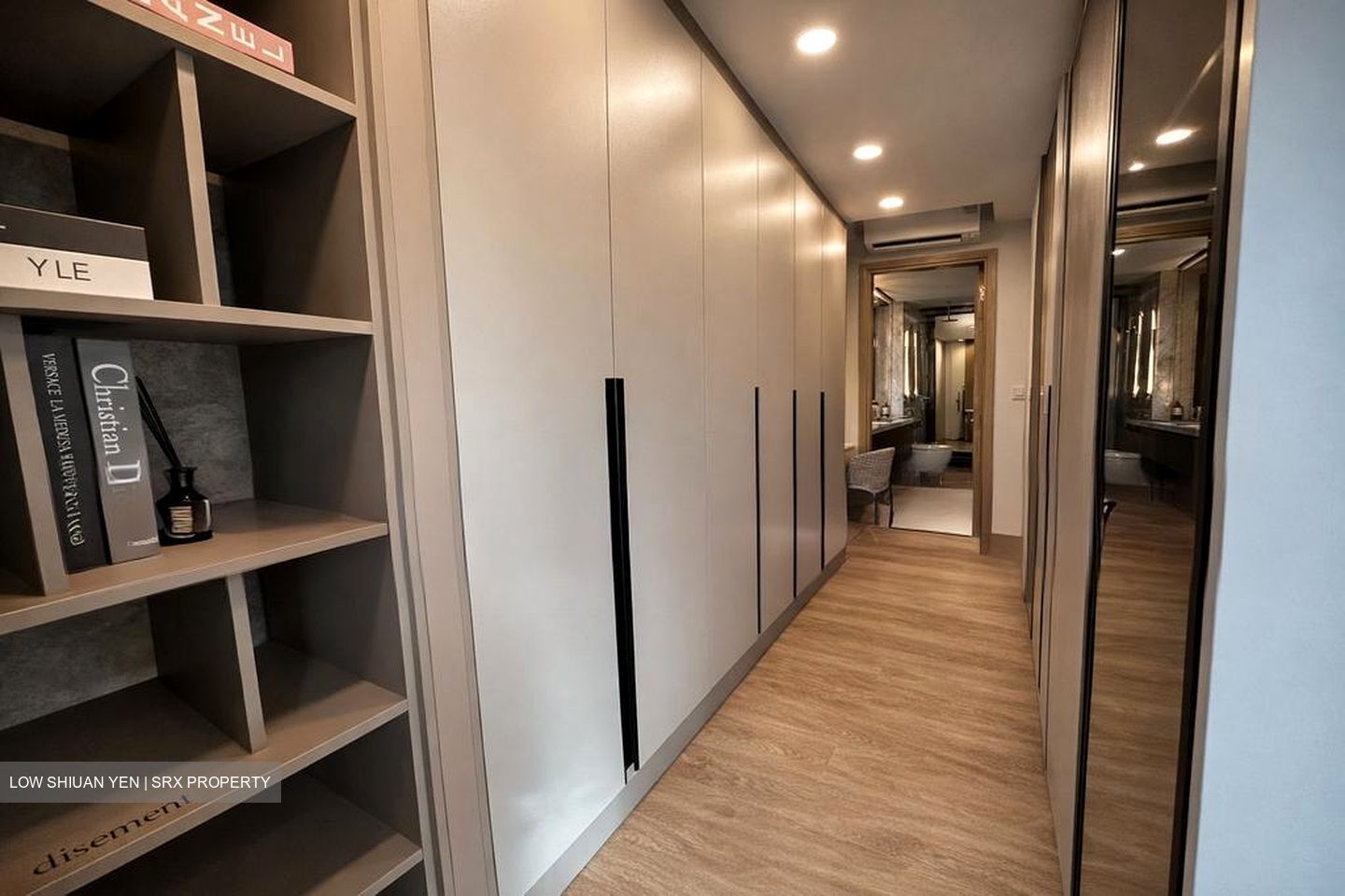 Shrewsbury Road (D11), Terrace #530964881